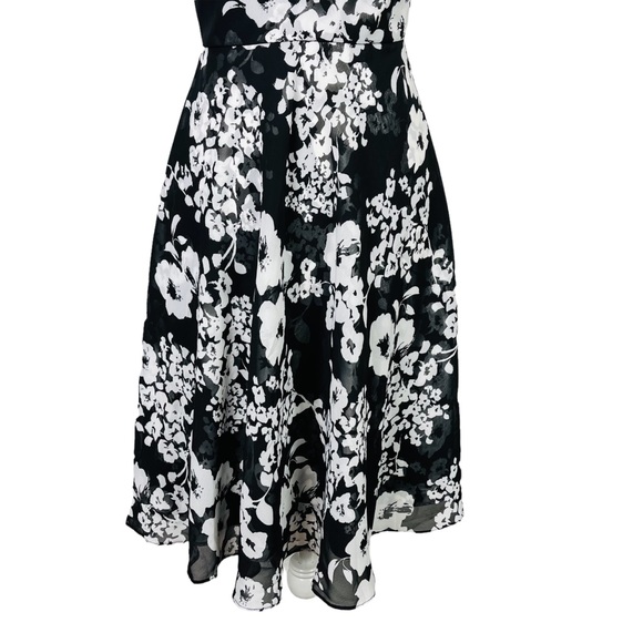 WHBM Floral Print Ruffled Halter Dress-black, white - Picture 4 of 9